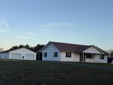 NEW PRICE!! CHECK THIS OUT...Discover effortless lake-area - photo 33