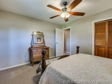 1 Mile from Belle Starr Marina! This 3-bedroom, 2-bath home - photo 39