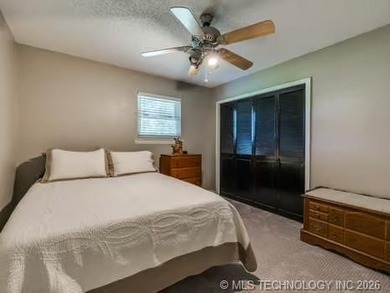 1 Mile from Belle Starr Marina! This 3-bedroom, 2-bath home - photo 40
