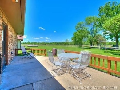 1 Mile from Belle Starr Marina! This 3-bedroom, 2-bath home - photo 54