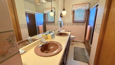 Lake front property - photo 6