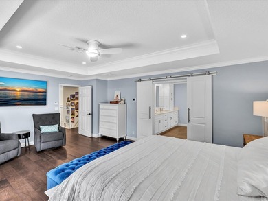 Beautifully updated 5-bedroom, 3-bath, 3-car garage home with - photo 16