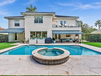Beautifully updated 5-bedroom, 3-bath, 3-car garage home with - photo 30