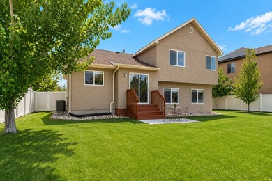 Enjoy peaceful community living just steps from the recreation - photo 4