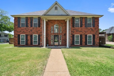 Lake Home For Sale in Arlington, Texas