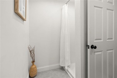 Tucked away in a peaceful setting, this three-bedroom - photo 19