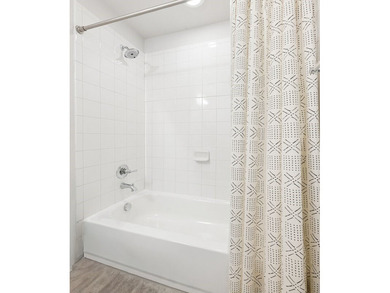 Beautifully appointed 4-bedroom home in the highly sought-after - photo 27