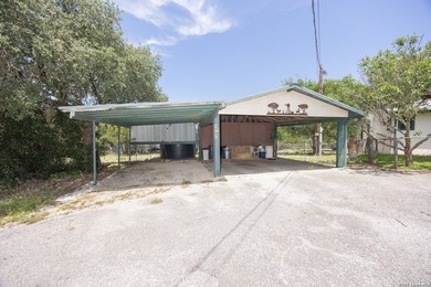 The ranch is in southeastern Medina County near Mico, on the - photo 6