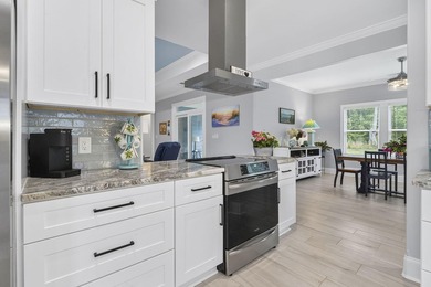 Welcome to 161 Henry Middleton Boulevard, where Lowcountry charm - photo 13