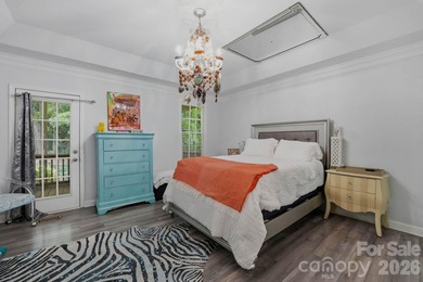 A showcase of elegance in the coveted Crown Harbor community - photo 16