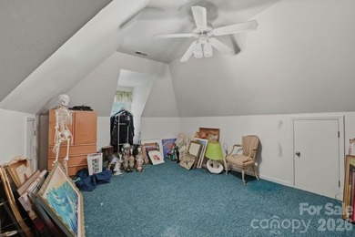 A showcase of elegance in the coveted Crown Harbor community - photo 28