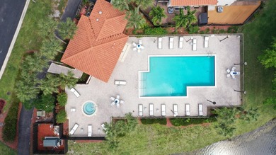 Spacious 2-bedroom, 2.5-bath corner unit located in a desirable - photo 29