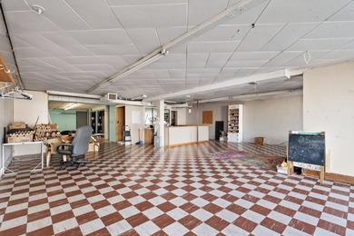 Prime Main Street Location-Discover an exceptional opportunity - photo 36