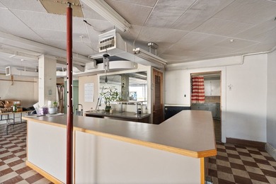 Prime Main Street Location-Discover an exceptional opportunity - photo 40