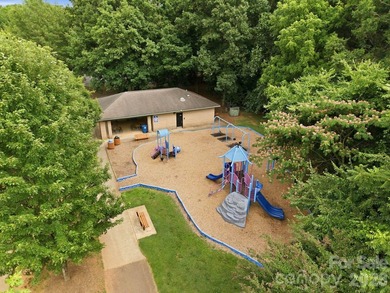 A showcase of elegance in the coveted Crown Harbor community - photo 42