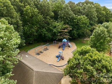 A showcase of elegance in the coveted Crown Harbor community - photo 43