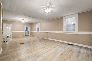 Prime Main Street Location-Discover an exceptional opportunity - photo 49