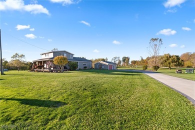 (private lake, pond, creek) Home For Sale in East Rochester Ohio