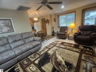 Charming Updated Cottage Near Houghton Lake. This very nicely - photo 12