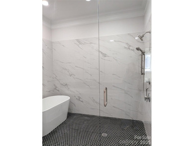 New luxury home custom home in sought-after Hunts Landing-just - photo 21