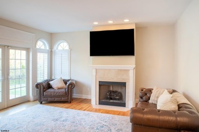 - Luxury custom Victorian-style home on a quiet cul-de-sac in - photo 24