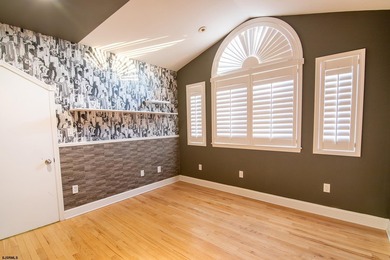 - Luxury custom Victorian-style home on a quiet cul-de-sac in - photo 30