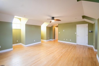 - Luxury custom Victorian-style home on a quiet cul-de-sac in - photo 41