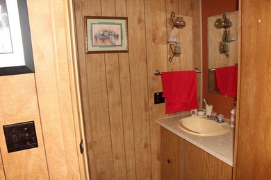 MOTIVATED SELLER! Great Weekend Home Near Sam Rayburn Lake! Just - photo 24