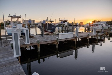 Introducing a breathtaking waterfront estate, where luxury meets - photo 26