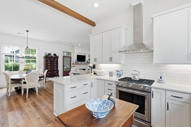 Welcome to this beautifully maintained 2-bedroom, 2-bathroom - photo 12