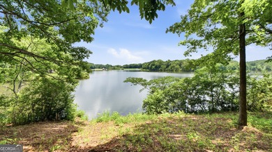 Welcome to this exceptional, one-owner lakefront home, offered - photo 12