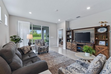 Welcome to this beautifully maintained 2 bed, 2 bath plus Den in - photo 17