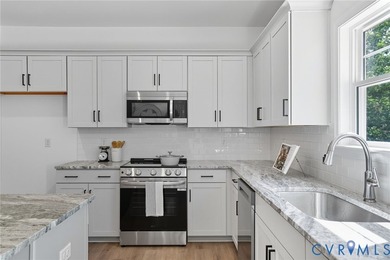 THIS IS A TO BE BUILT HOME. Ask about structural options and - photo 21