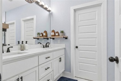 Welcome to this beautifully built 3-bedroom, 2-bathroom - photo 21