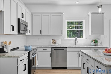 THIS IS A TO BE BUILT HOME. Ask about structural options and - photo 22