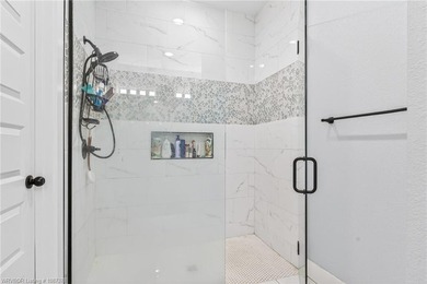 Welcome to this beautifully built 3-bedroom, 2-bathroom - photo 25
