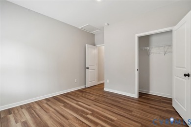 THIS IS A TO BE BUILT HOME. Ask about structural options and - photo 28