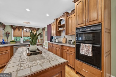 Welcome to this exceptional, one-owner lakefront home, offered - photo 29