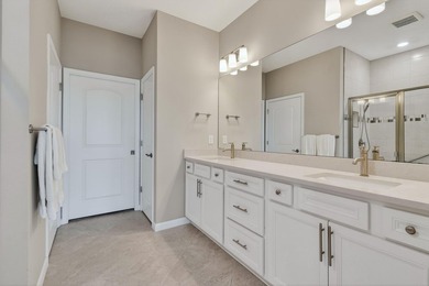 Welcome to this beautifully maintained 2 bed, 2 bath plus Den in - photo 29