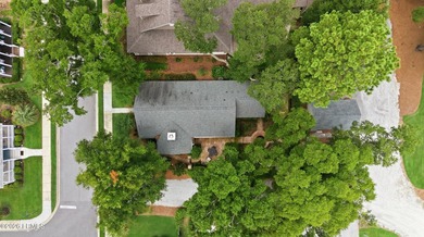 Welcome to this beautifully maintained 2-bedroom, 2-bathroom - photo 40