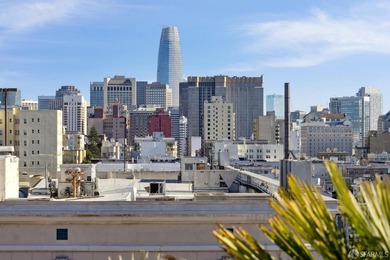 Stunning city-view residence at Daniel Burnham Court offering - photo 43