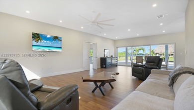 Welcome to an exceptional 5-acre private retreat designed for - photo 7