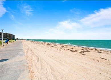 Fully furnished 1-bedroom, 1-bath beachfront condo located in - photo 1