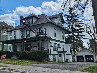 This property rests the heart of Ithaca's vibrant Collegetown - photo 1