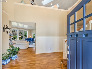 Well built and meticulously maintained, this exquisite Shamrock - photo 8