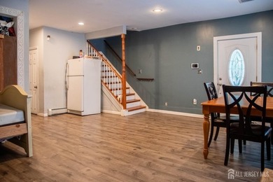 Welcome to this well maintained 3 bedroom, 1.5 bath Colonial - photo 2