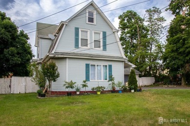 Welcome to this well maintained 3 bedroom, 1.5 bath Colonial - photo 10