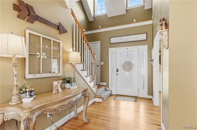 This expansive residence commands a desirable corner lot within - photo 5