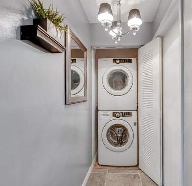 MOTIVATED SELLER!!! PRICED to SELL!! Move right into this - photo 18