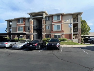 UNDER $300,000! RARE FIND! GOING GOING GONE! CALL YOUR AGENT - photo 1